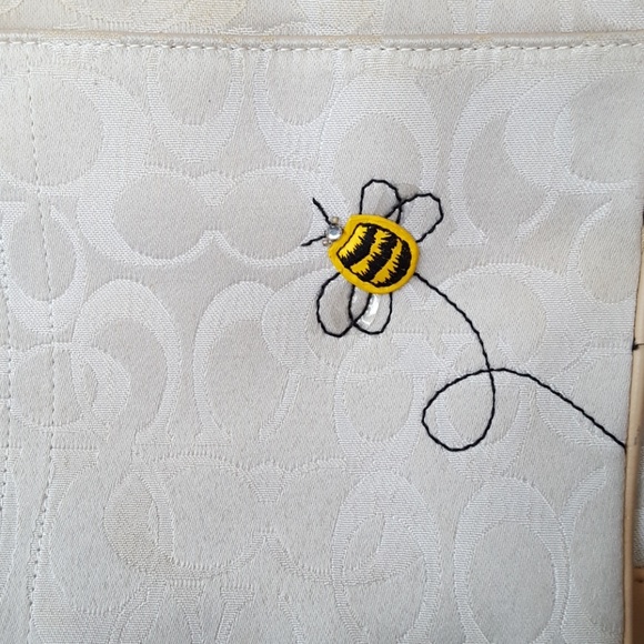 Coach Handbag - Picture 2 of 7